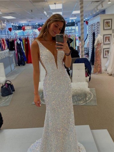 Purchase V-Neck Sleeveless Long Velvet Sequin Prom Dress with Sweep Train UK